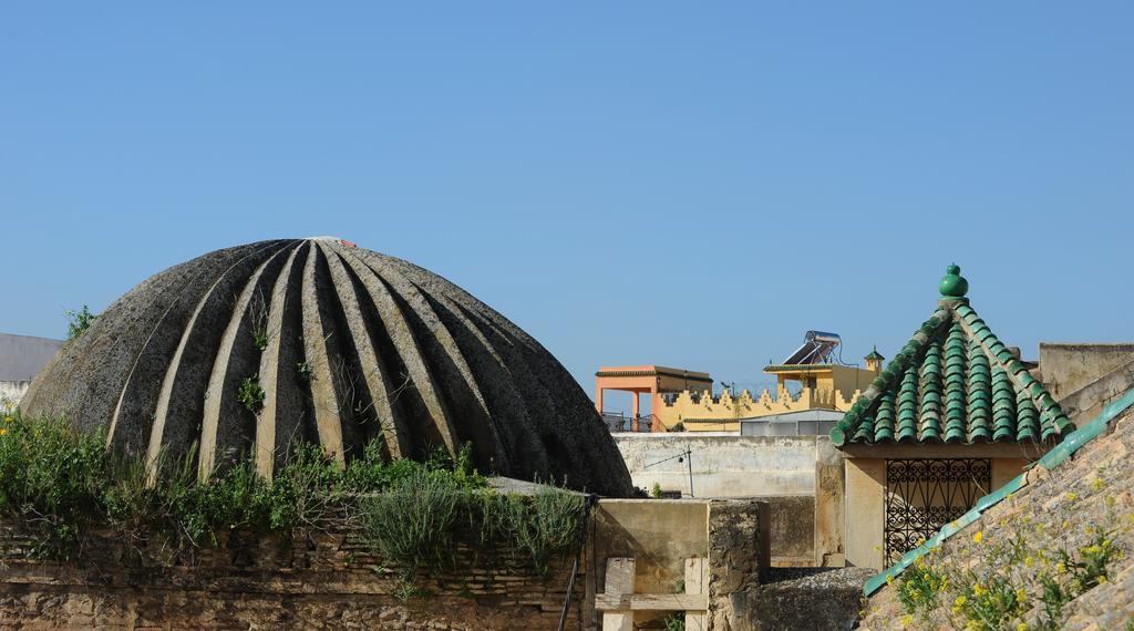 Riad Atika Mek Meknes Luaran gambar